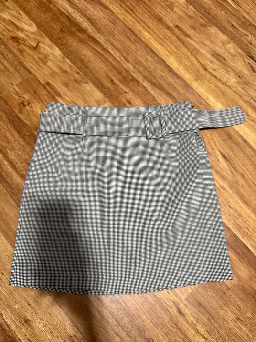 Have Mini Skirt with Belt in Black and White Houndstooth